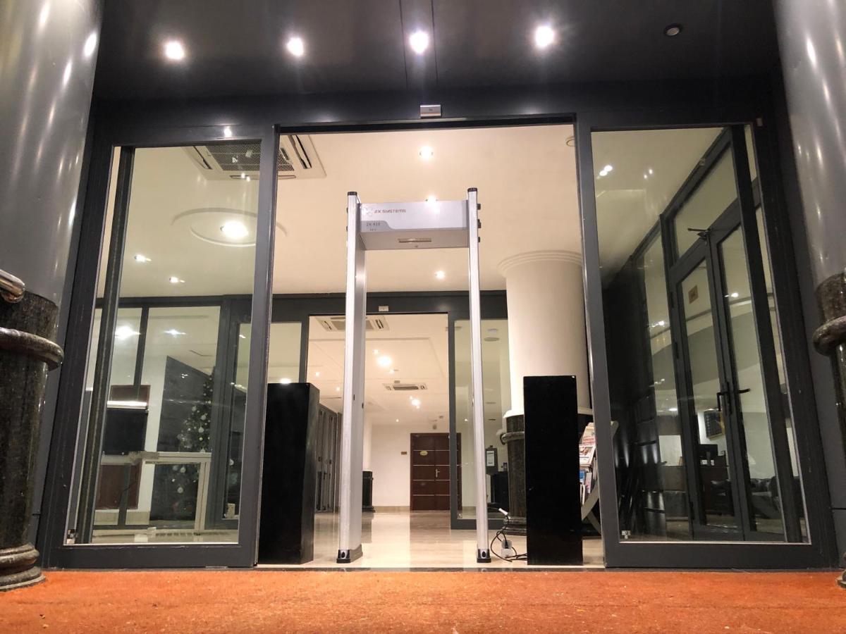 Hotel Franco Yaoundé Екстериор снимка