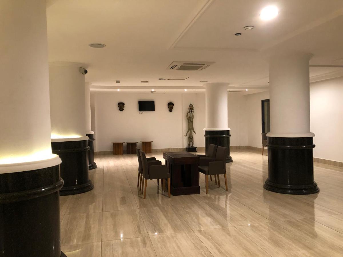 Hotel Franco Yaoundé Екстериор снимка