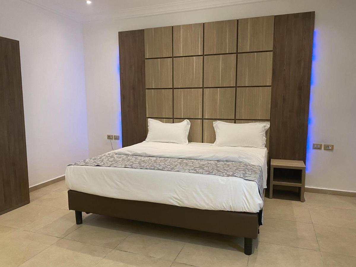 Hotel Franco Yaoundé Екстериор снимка