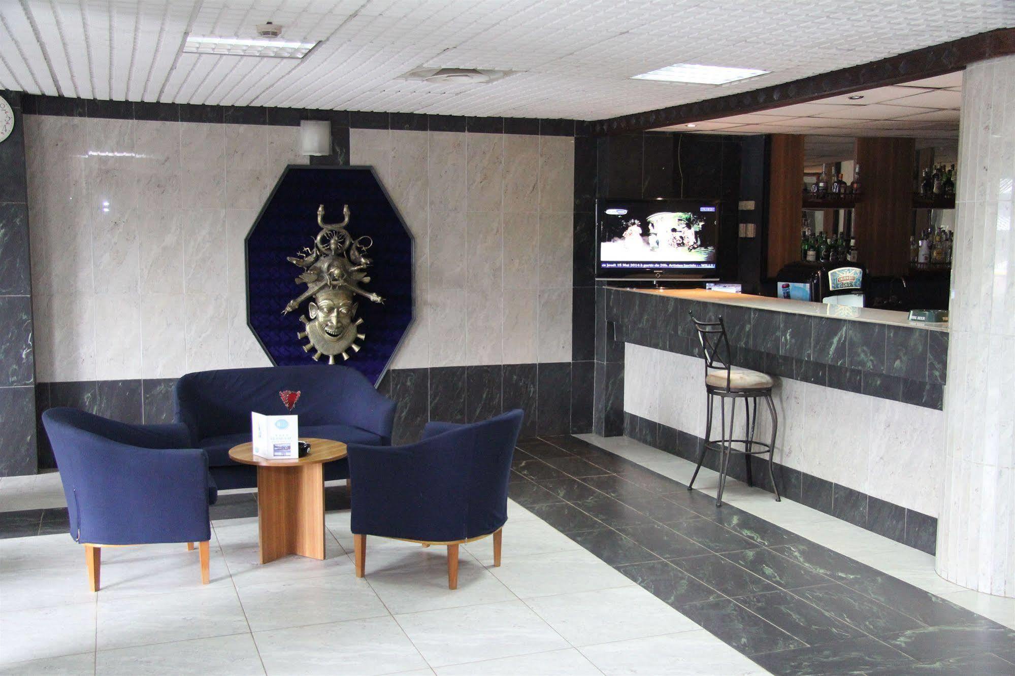 Hotel Franco Yaoundé Екстериор снимка